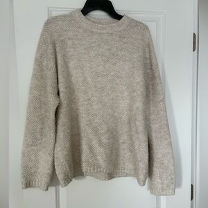 Treasure & Bond minimalist Cozy Cream Beige Crewneck Sweater Pebble Texture Sm